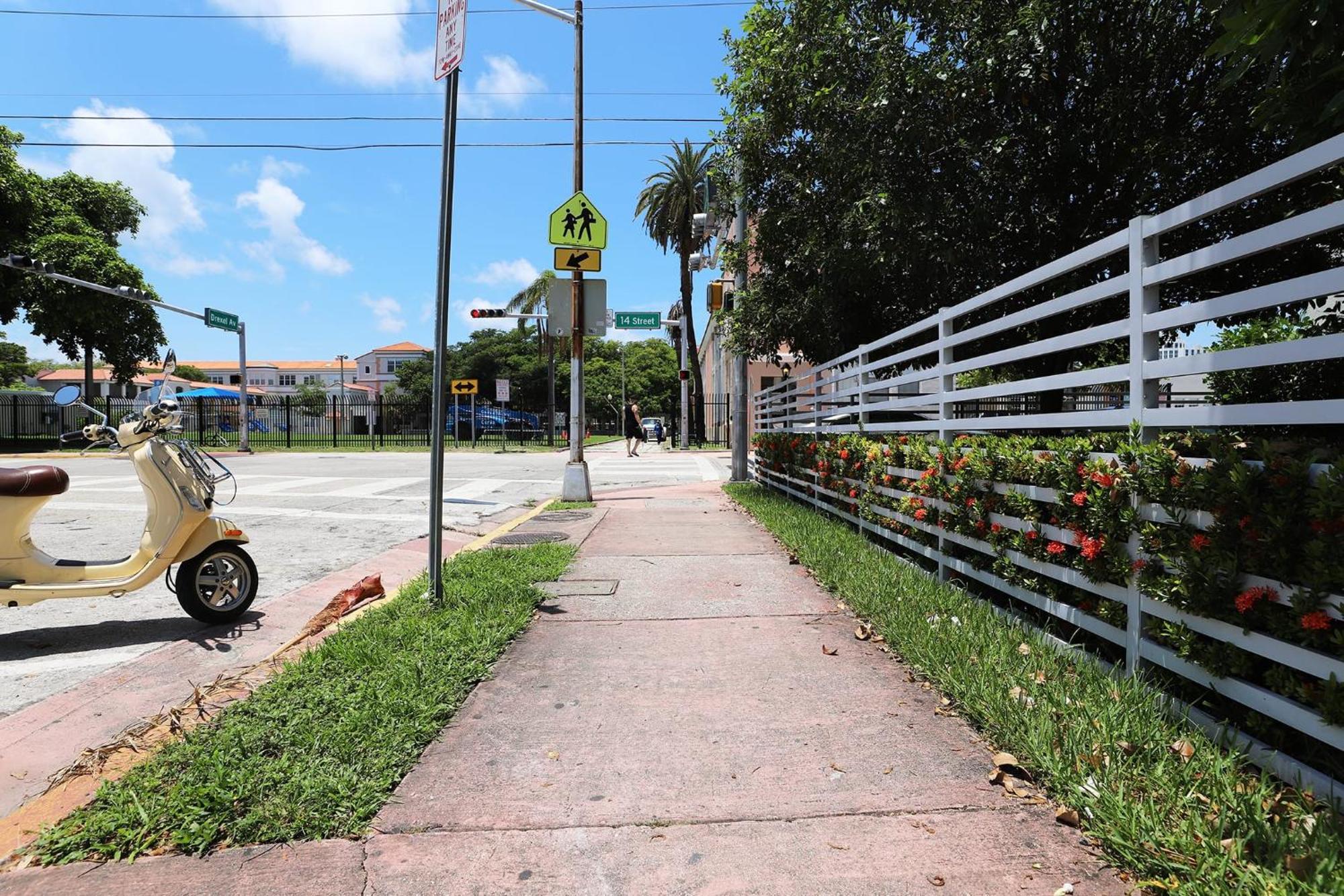 South Beach 2 Bedroom 2 Bathroom Steps To Ocean Drive Miami Beach Exterior photo